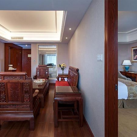 Vienna International Hotel Shaoguan Fengcailou מראה חיצוני תמונה