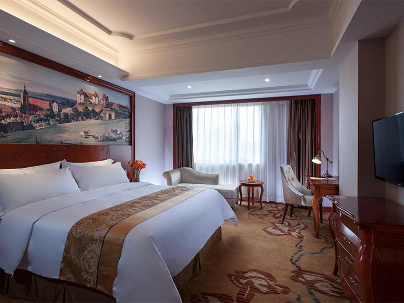 Vienna International Hotel Shaoguan Fengcailou מראה חיצוני תמונה
